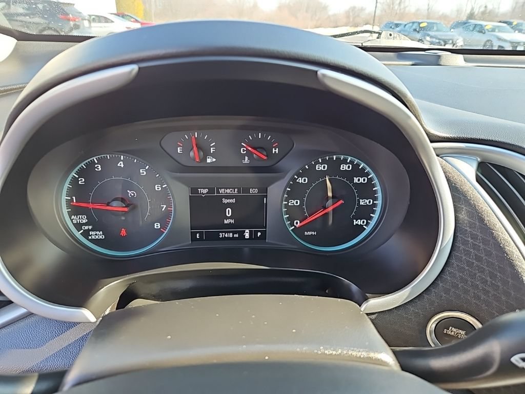 Used 2025 Chevrolet Malibu LT FWD image 13
