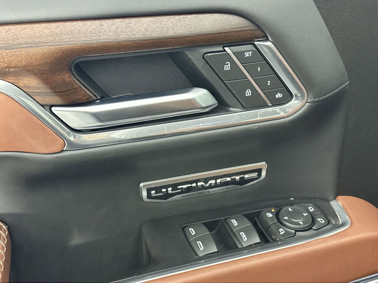 Used 2025 GMC Sierra 1500 Denali Ultimate AWD/4WD image 13