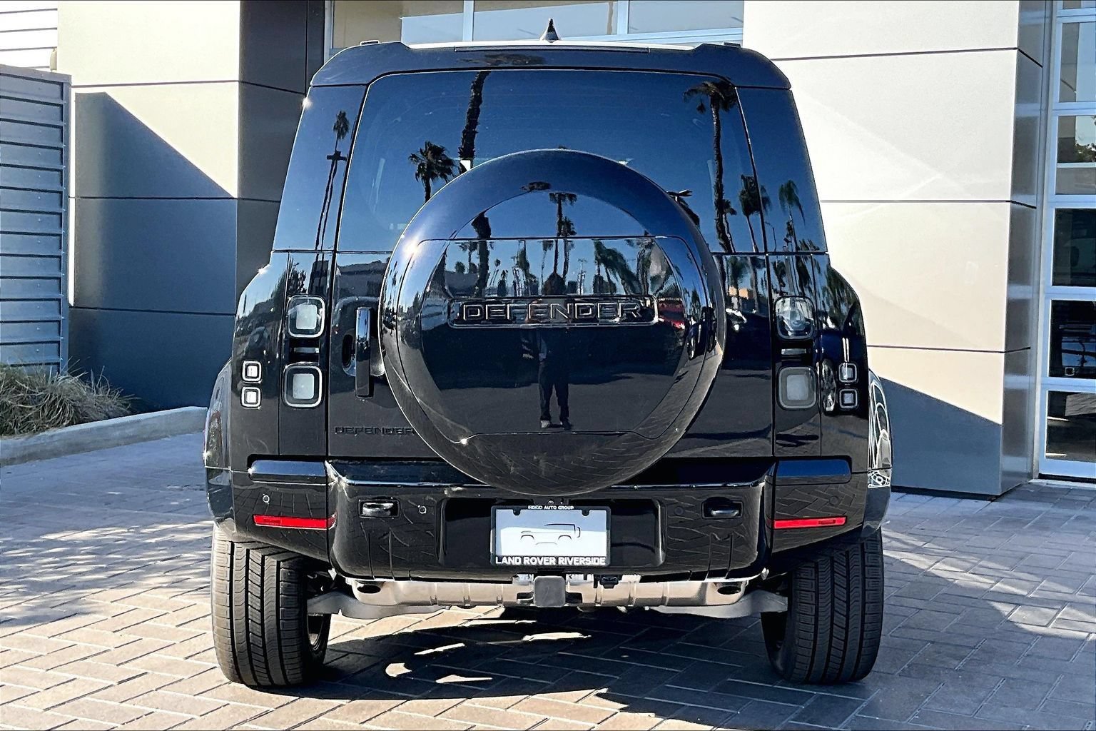 New 2026 Land Rover Defender 110 X-Dynamic SE AWD/4WD image 4