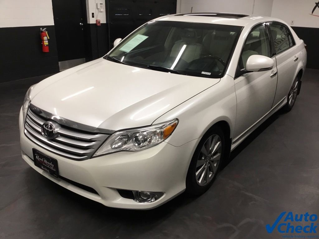 Used 2011 Toyota Avalon Limited FWD image 6