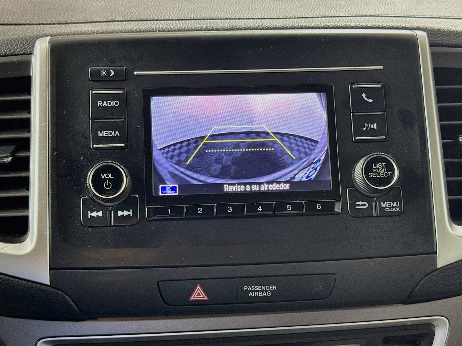Used 2019 Honda Pilot LX image 11