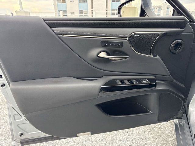 Certified 2023 Lexus ES 350 Ultra Luxury w/ Accessory Package (Z2) FWD image 13