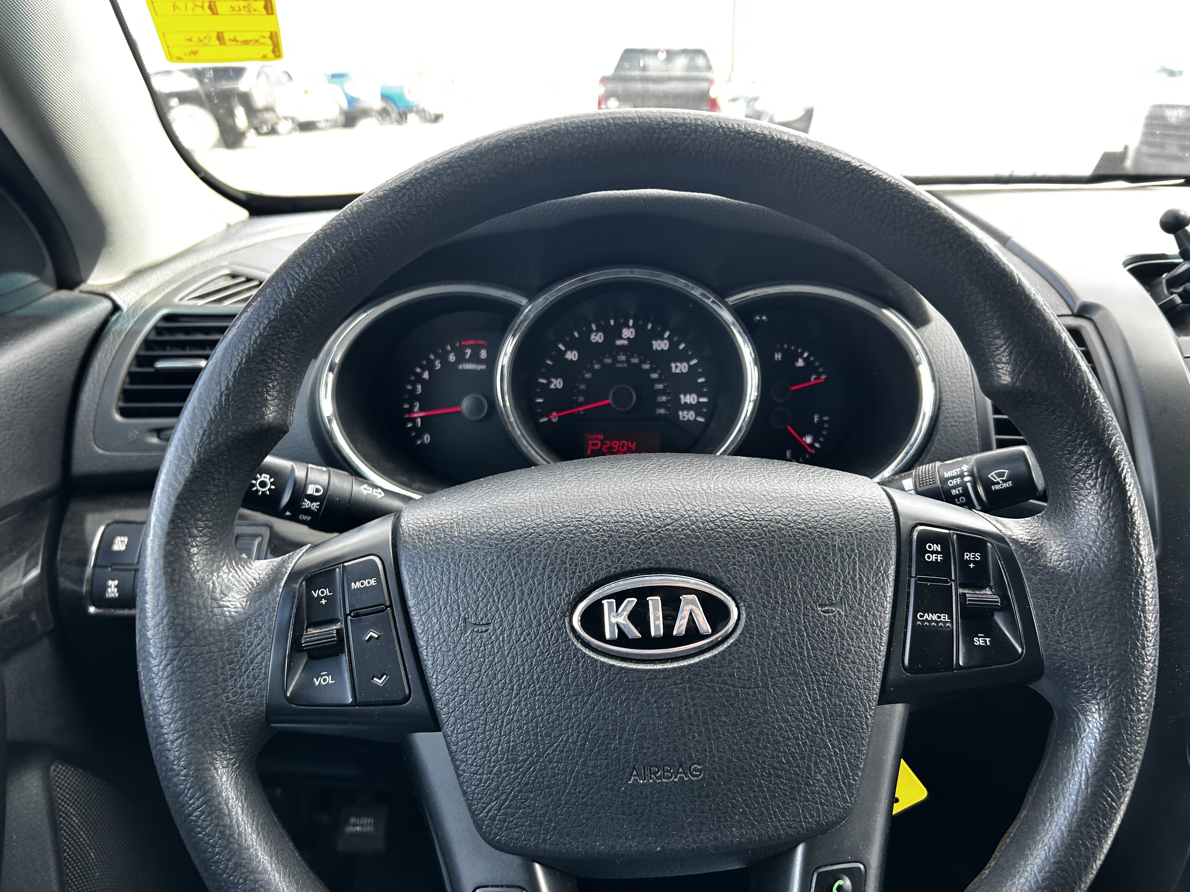 Used 2012 Kia Sorento LX w/ Third Row Pkg image 17