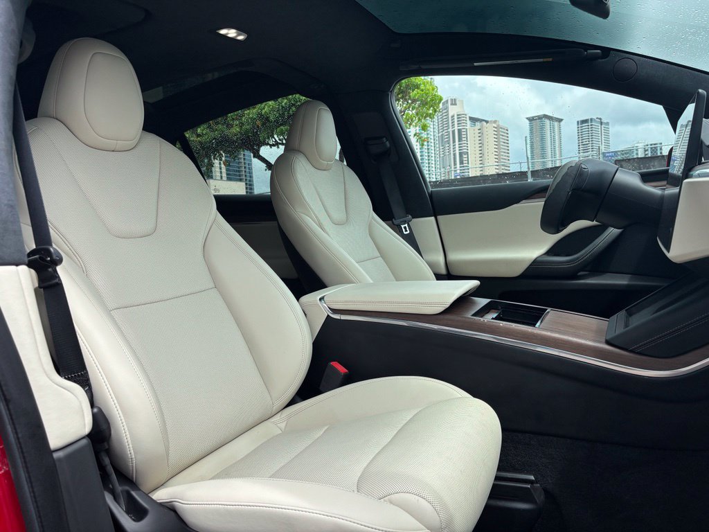 Used 2023 Tesla Model X AWD/4WD image 9