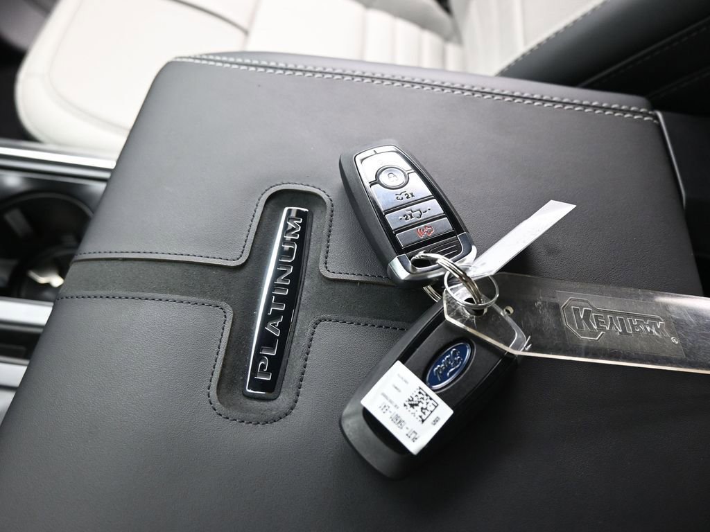 New 2025 Ford F150 Lightning Platinum w/ Dark Elements Package image 21