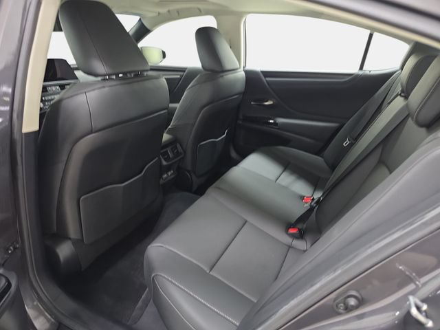 Used 2025 Lexus ES 350 w/ Premium Package FWD image 12