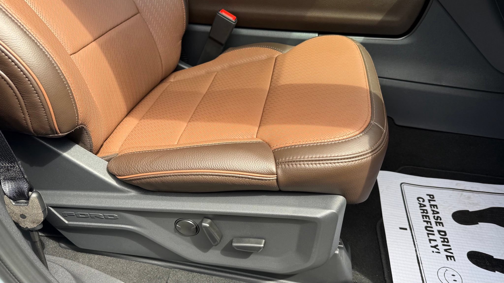 Used 2025 Ford Expedition King Ranch AWD/4WD image 26