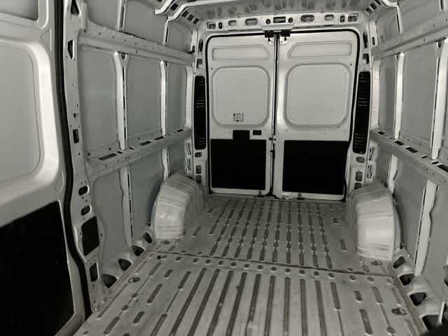 Used 2025 RAM ProMaster 2500 w/ Convenience Group FWD image 11