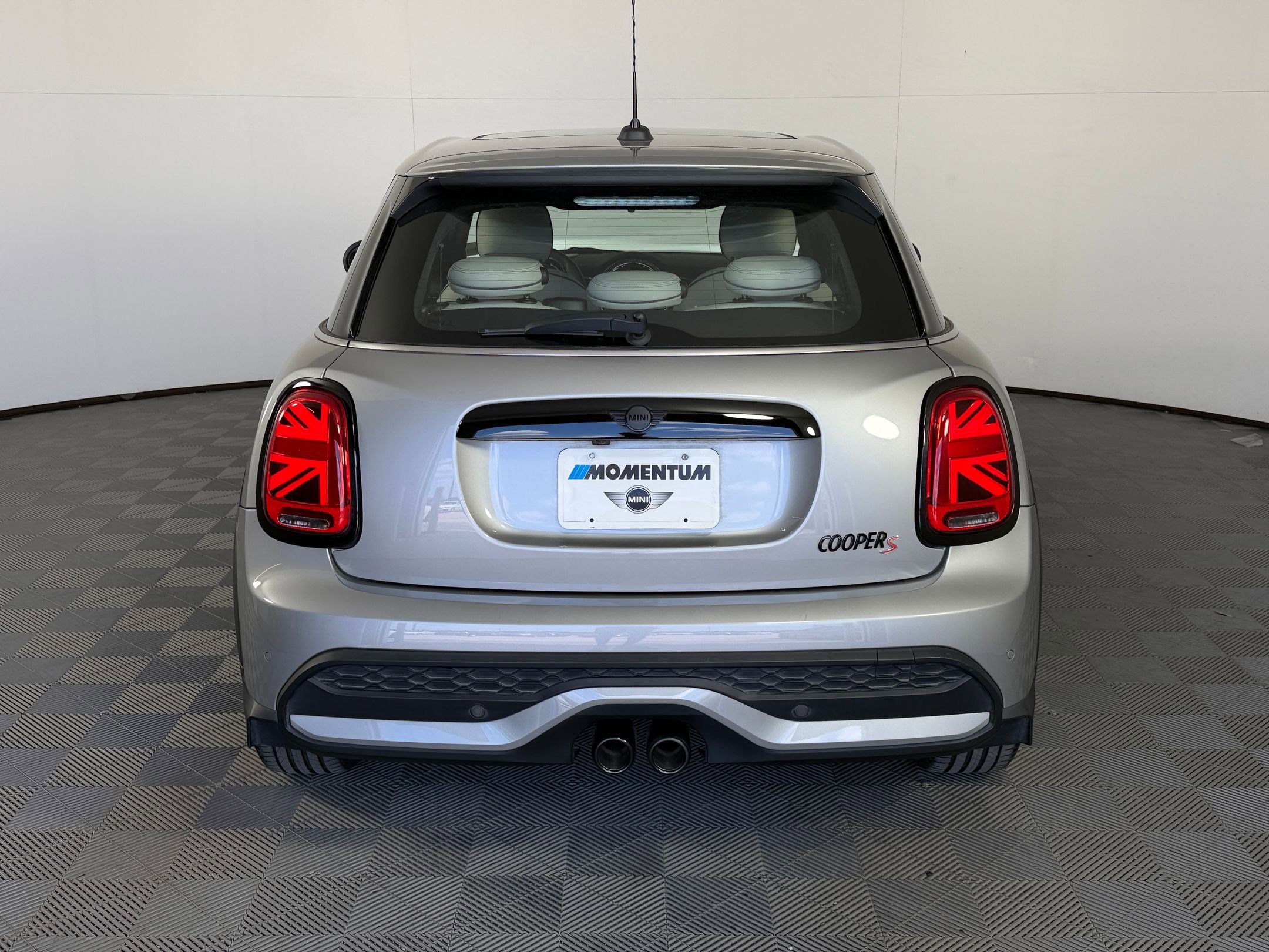 Used 2024 MINI Cooper S FWD image 10