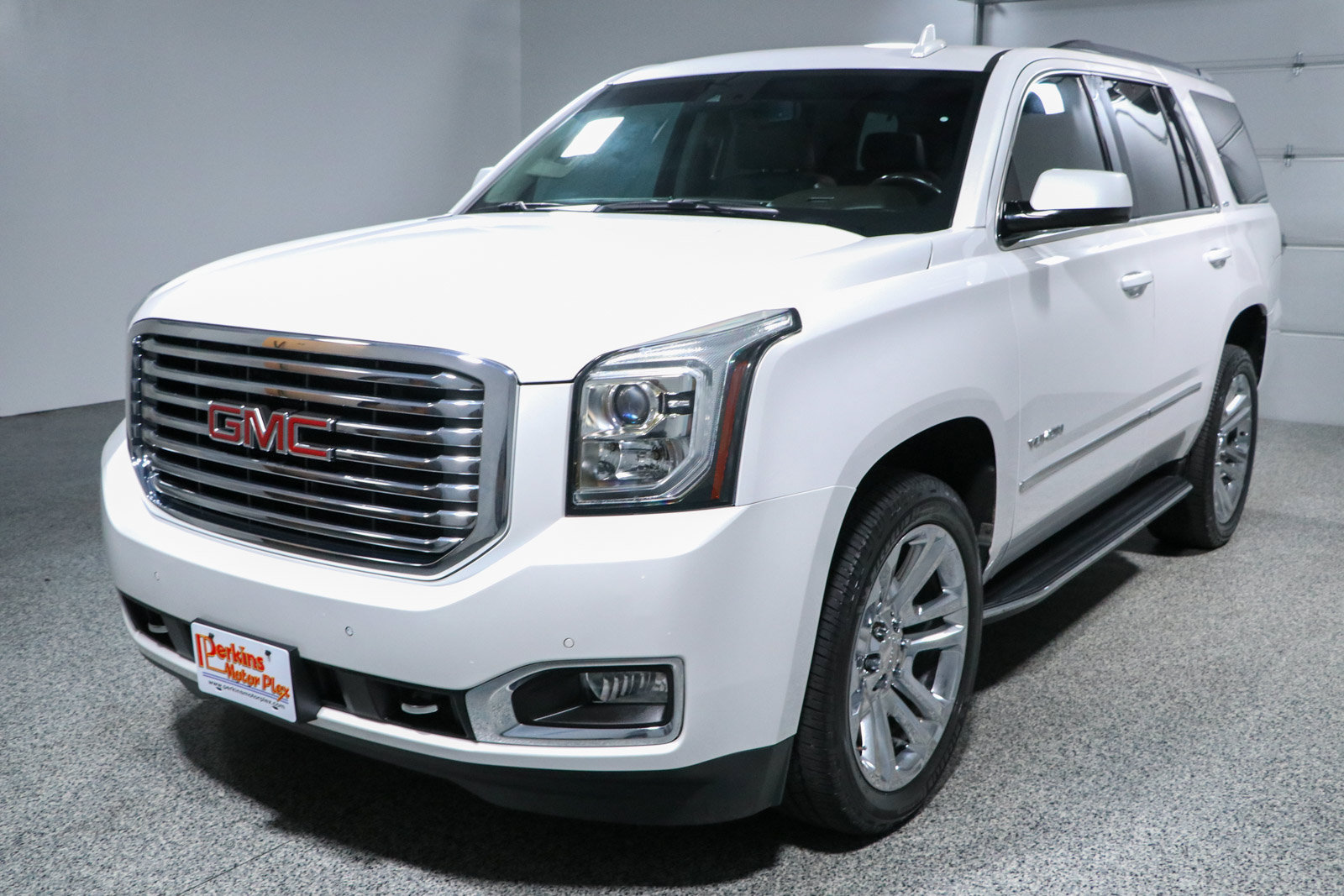 Used 2020 GMC Yukon SLT w/ Premium Edition RWD image 38