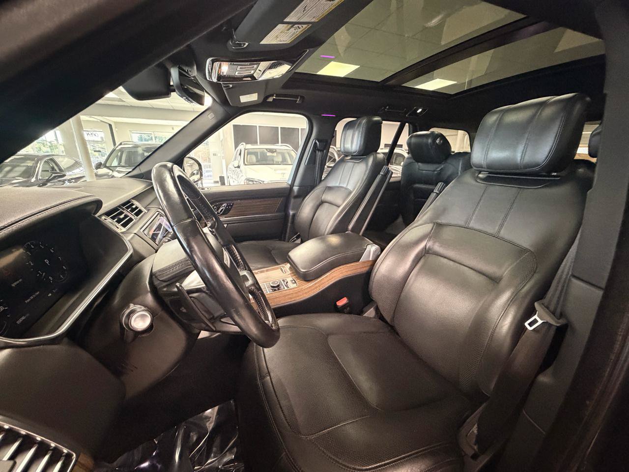 Used 2019 Land Rover Range Rover HSE AWD/4WD image 10