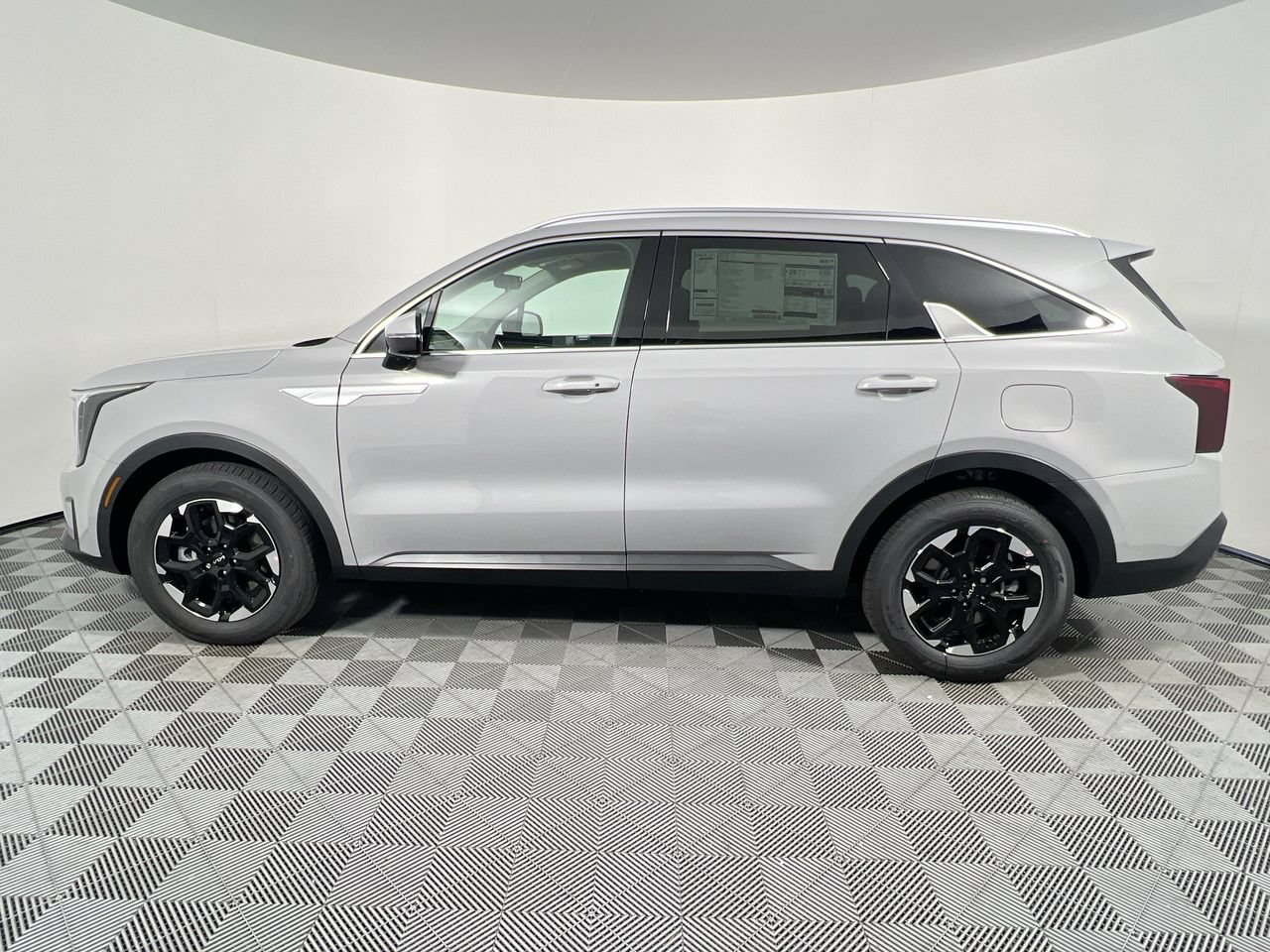 New 2026 Kia Sorento S w/ S Panoramic Sunroof Package FWD image 8