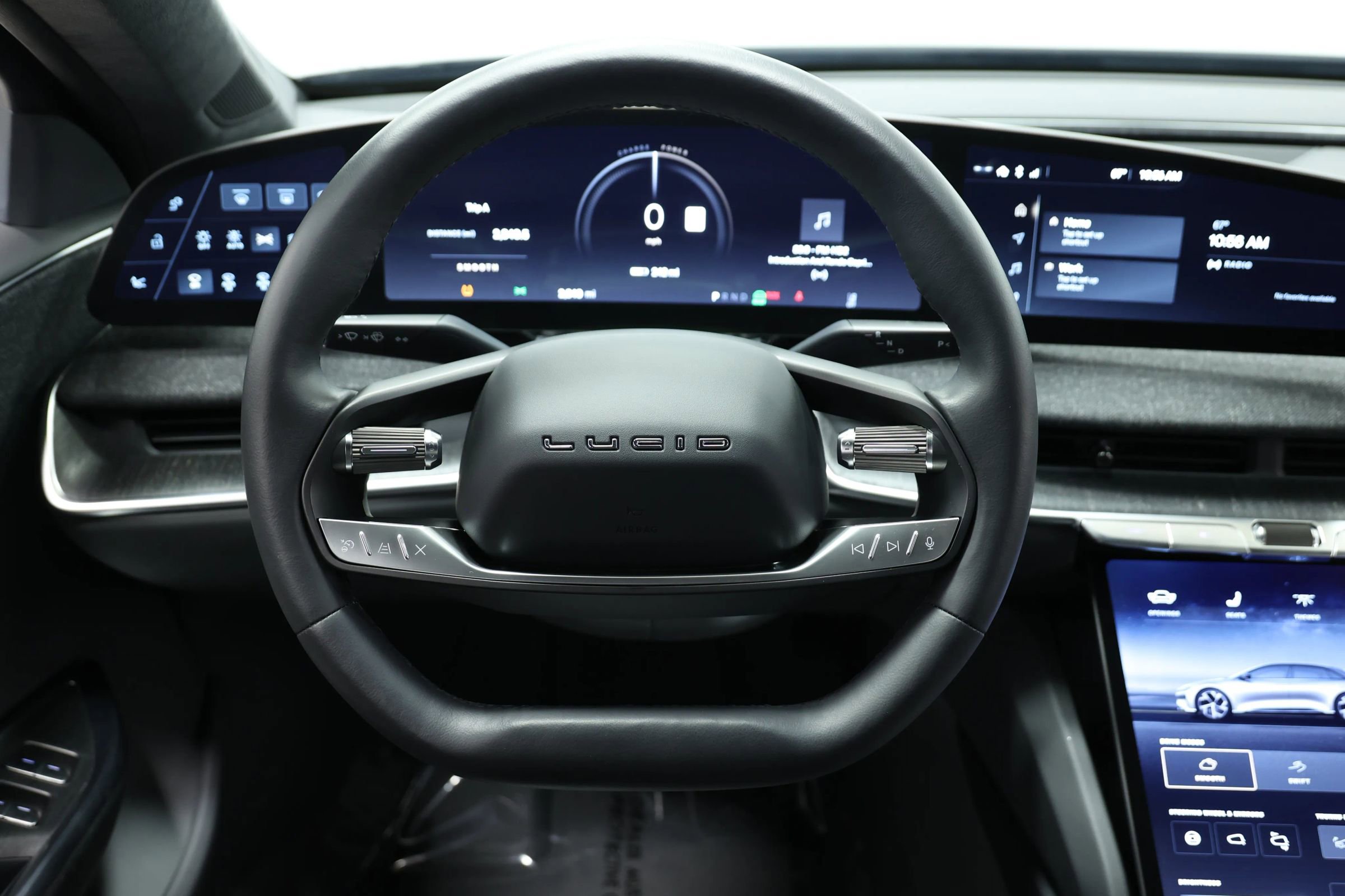 Used 2024 Lucid Air Pure image 28