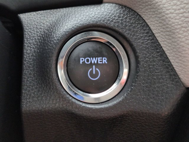 Used 2024 Toyota RAV4 XLE AWD/4WD image 26