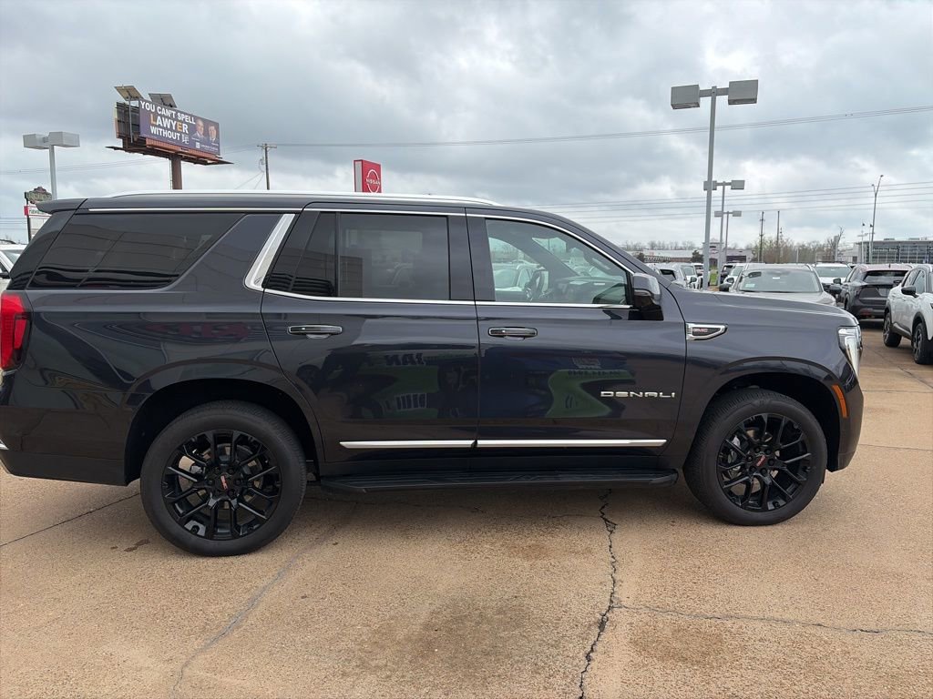 Used 2025 GMC Yukon Denali w/ LPO, Floor Liner Package image 5