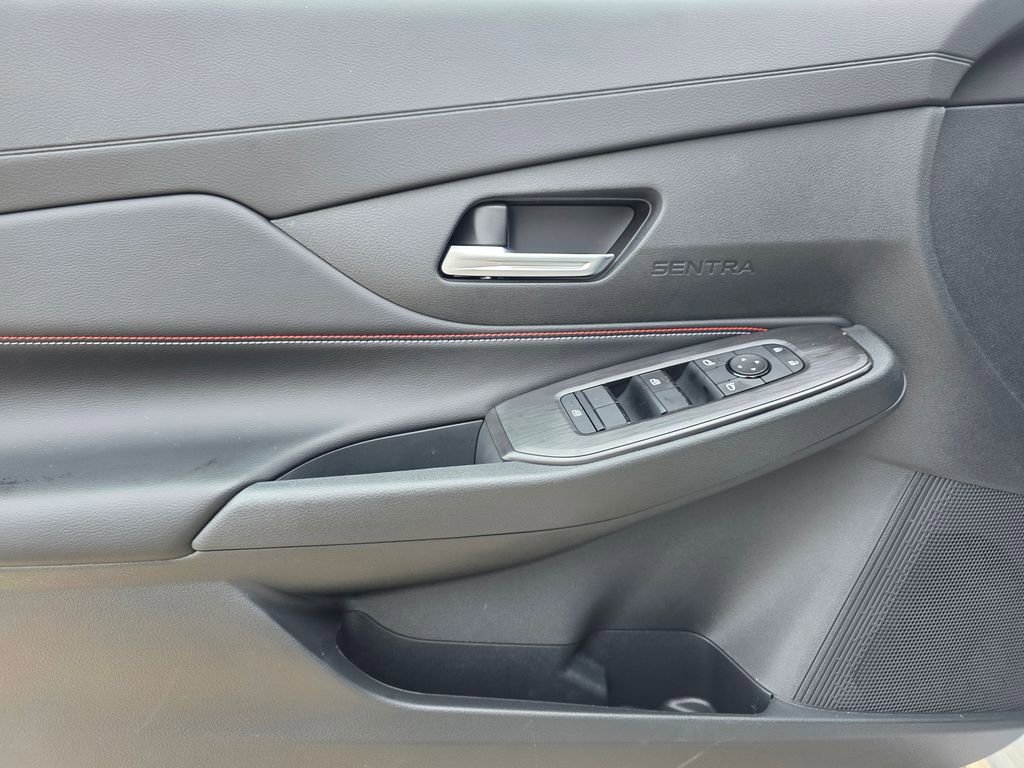 New 2026 Nissan Sentra SR image 13