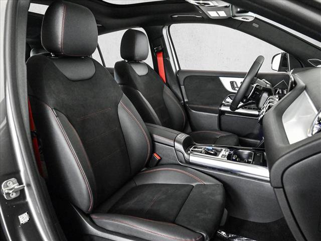 Certified 2025 Mercedes-Benz GLA 35 AMG 4MATIC image 23