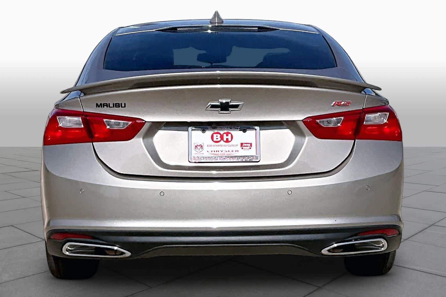 Used 2024 Chevrolet Malibu RS FWD image 2