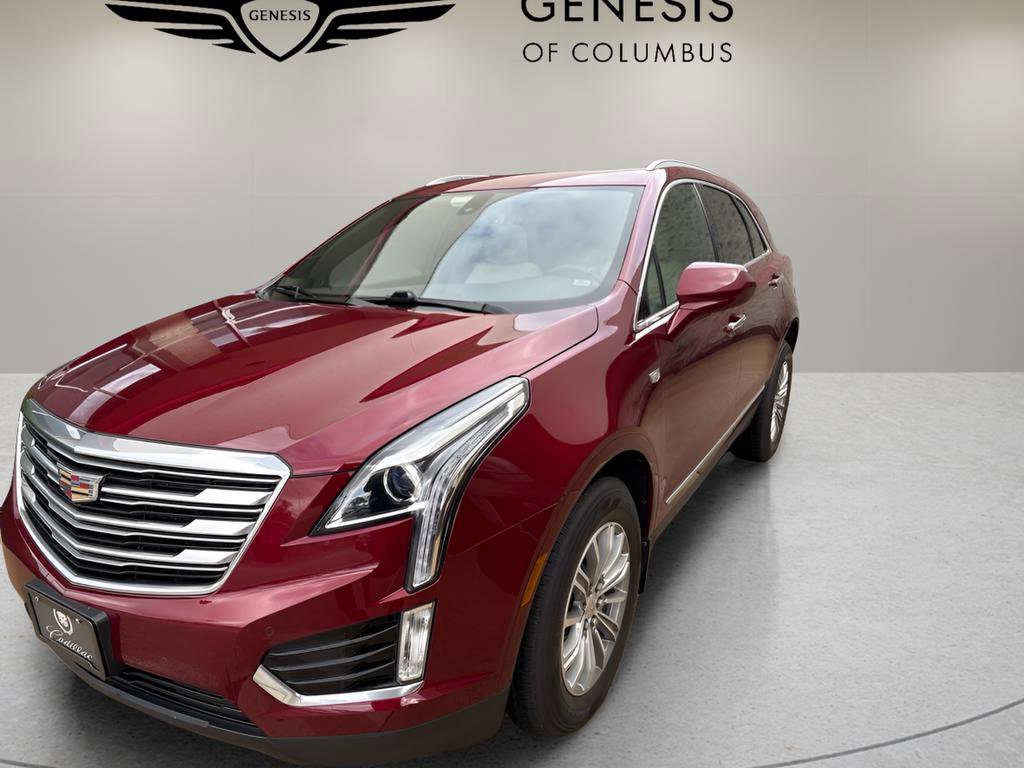Used 2017 Cadillac XT5 Luxury FWD image 1
