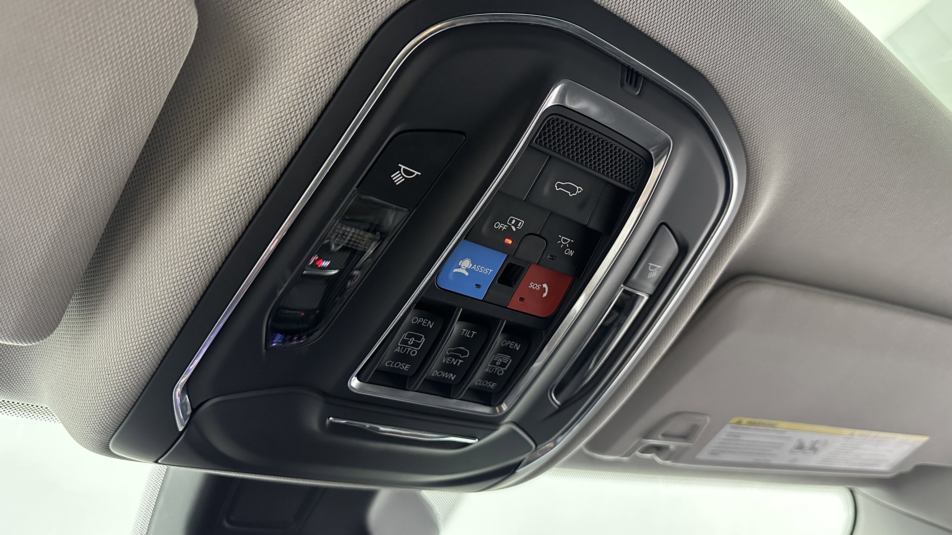 Used 2024 Jeep Grand Cherokee Limited 4xe image 28