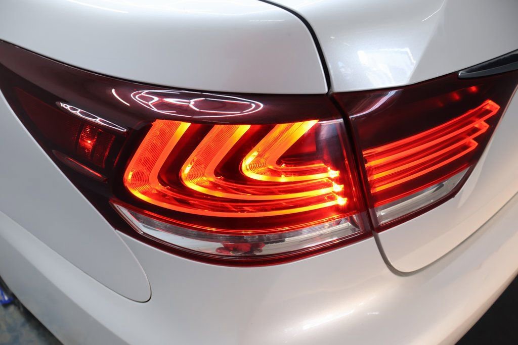 Used 2016 Lexus LS 460 w/ Comfort Package image 29