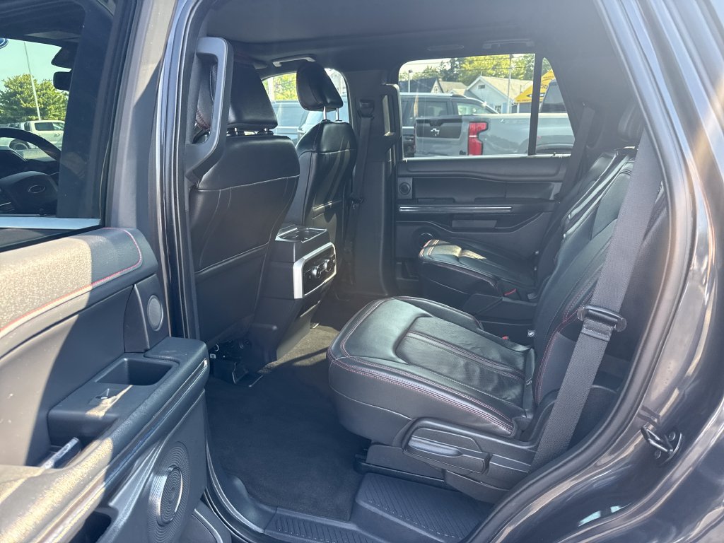 Used 2023 Ford Expedition Limited AWD/4WD image 21