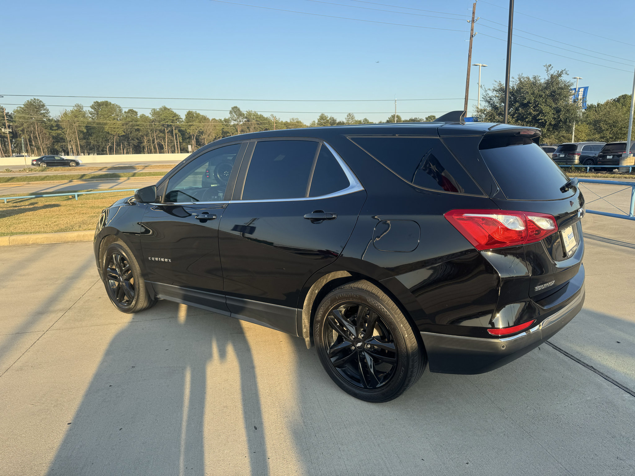 Used 2021 Chevrolet Equinox LT FWD image 4