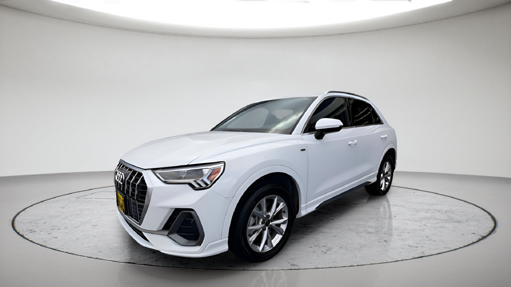 Used 2024 Audi Q3 2.0T Premium
