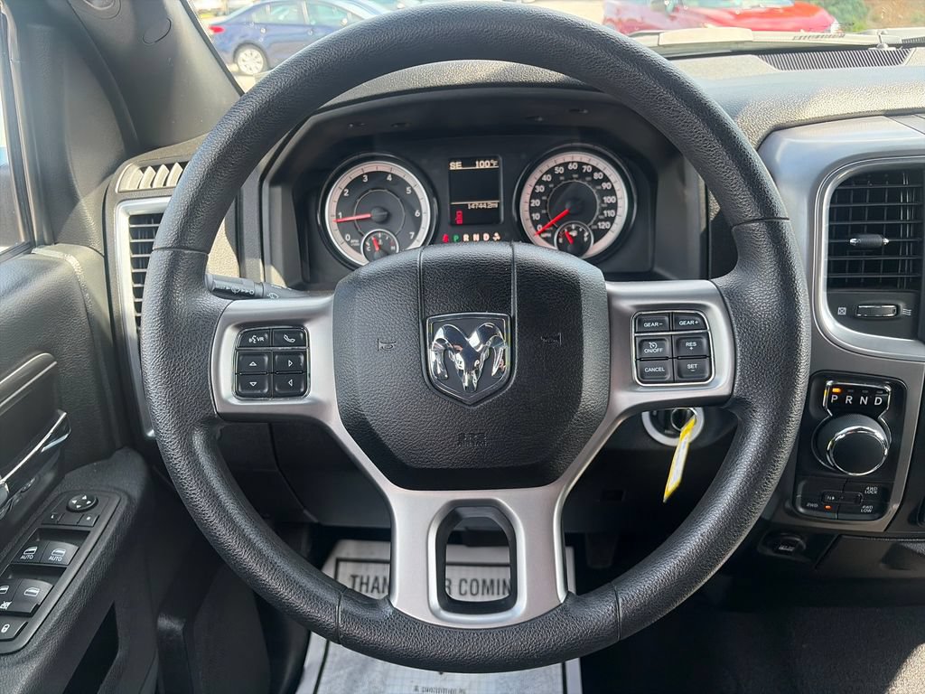 Used 2024 RAM 1500 Warlock AWD/4WD image 15