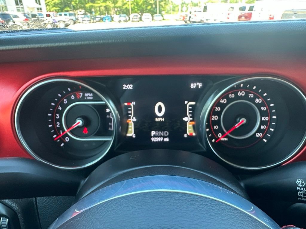 Used 2019 Jeep Wrangler Unlimited Rubicon w/ Dual Top Group AWD/4WD image 28