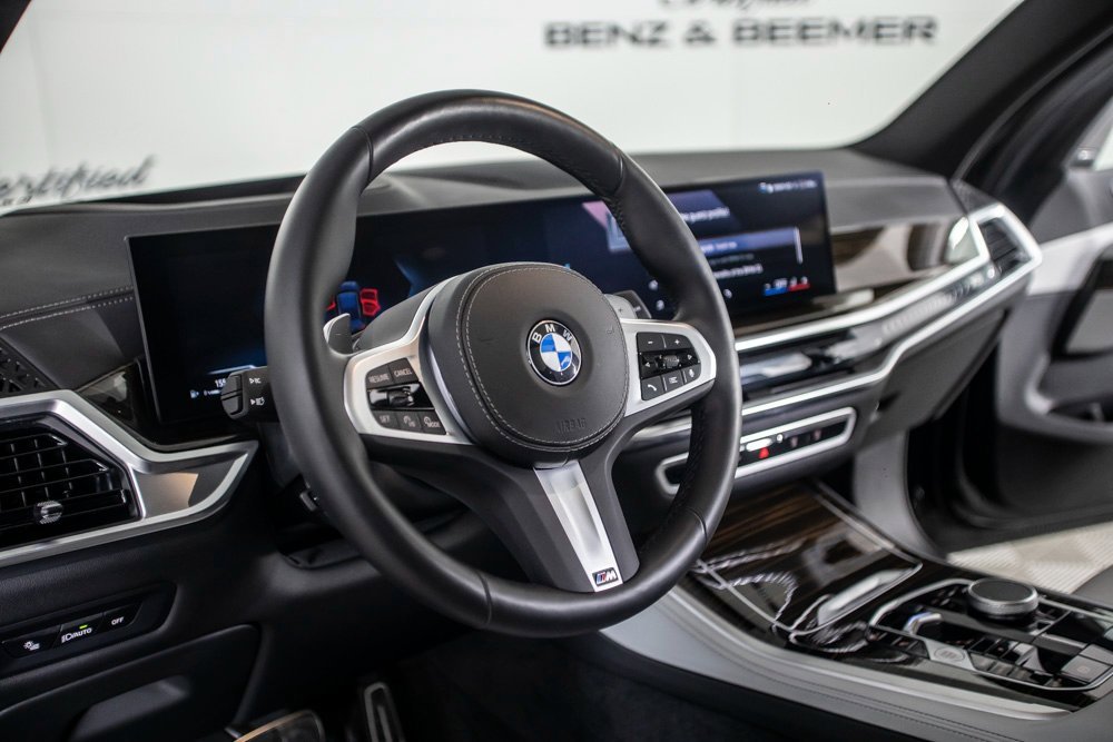 Used 2026 BMW X5 sDrive40i w/ M Sport Package image 19