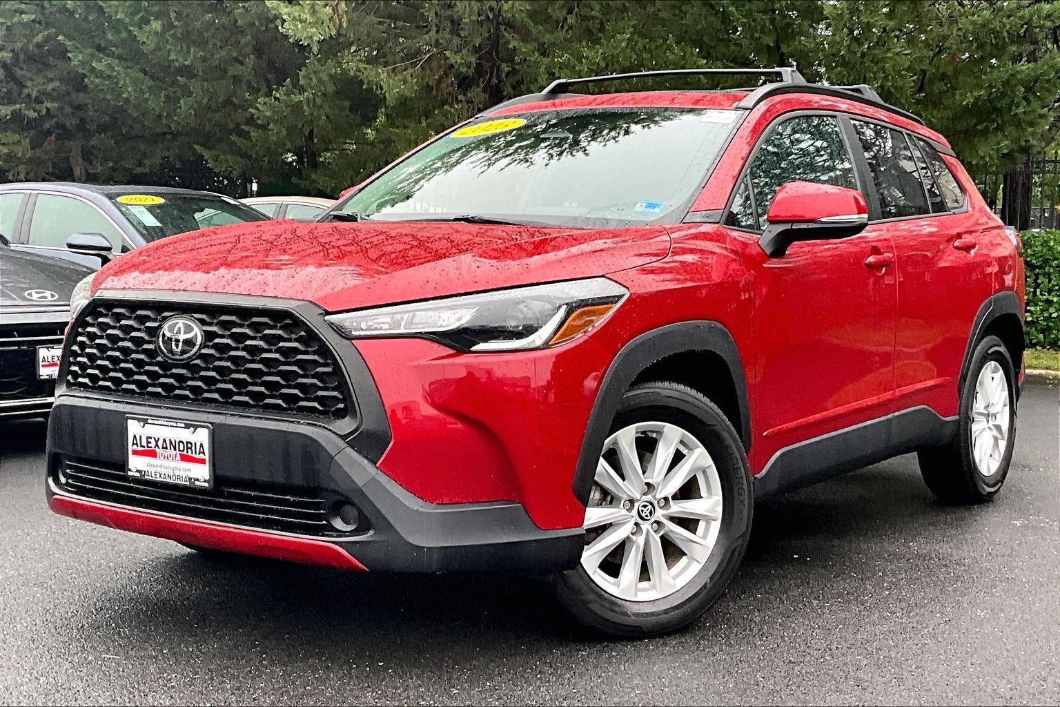 Used 2023 Toyota Corolla Cross LE w/ Moonroof Package