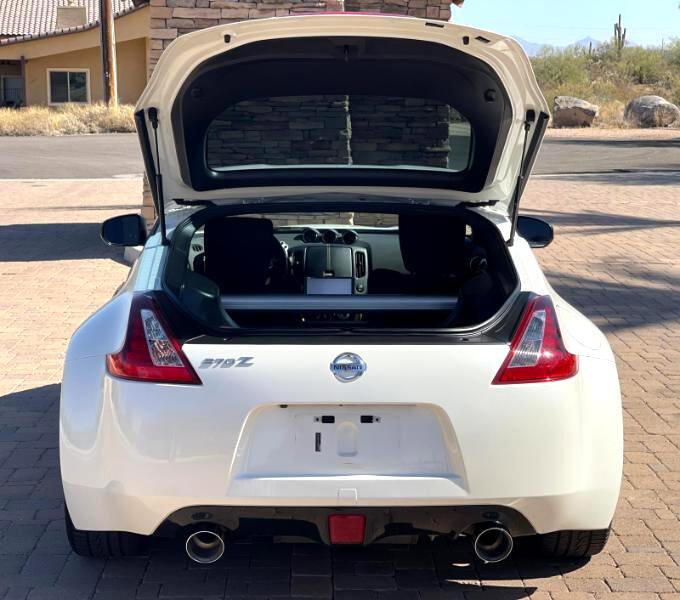 Used 2019 Nissan 370Z Coupe w/ Z34 Heritage Edition - White image 9