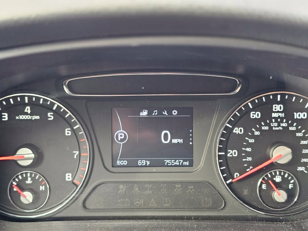 Used 2016 Kia Sorento L FWD image 15