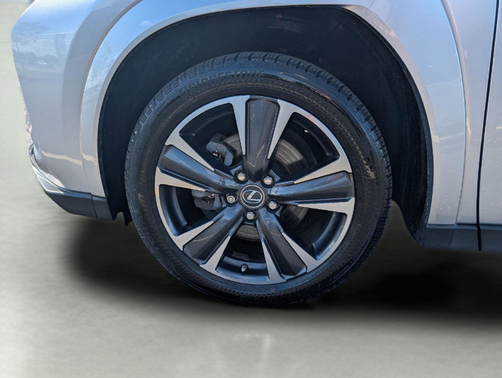Certified 2023 Lexus UX 250h AWD w/ Accessory Package (Z2) image 28