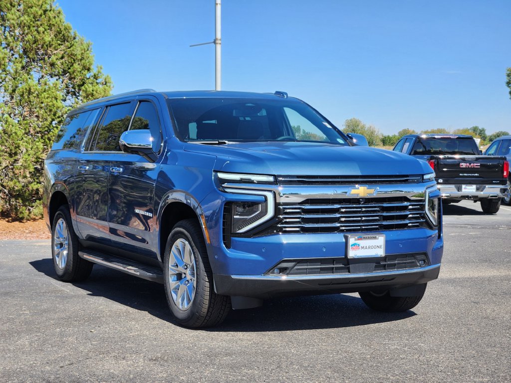 New 2026 Chevrolet Suburban Premier w/ Sun And Tow Package AWD/4WD image 4