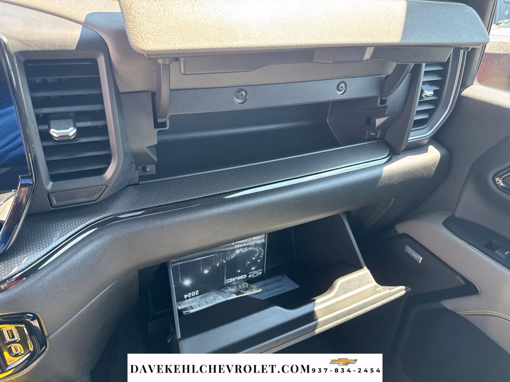 Used 2024 Chevrolet Silverado 2500 ZR2 w/ Technology Package AWD/4WD image 23