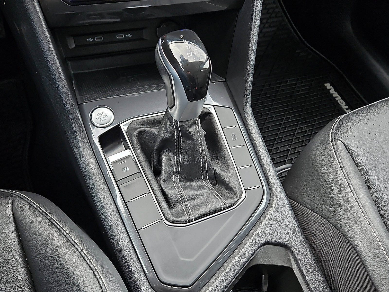 Certified 2022 Volkswagen Tiguan SE FWD image 13