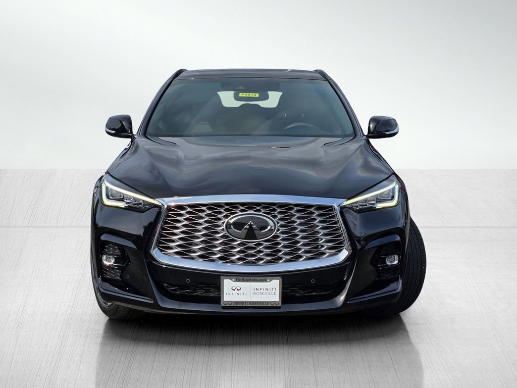 Used 2023 INFINITI QX55 Essential image 2