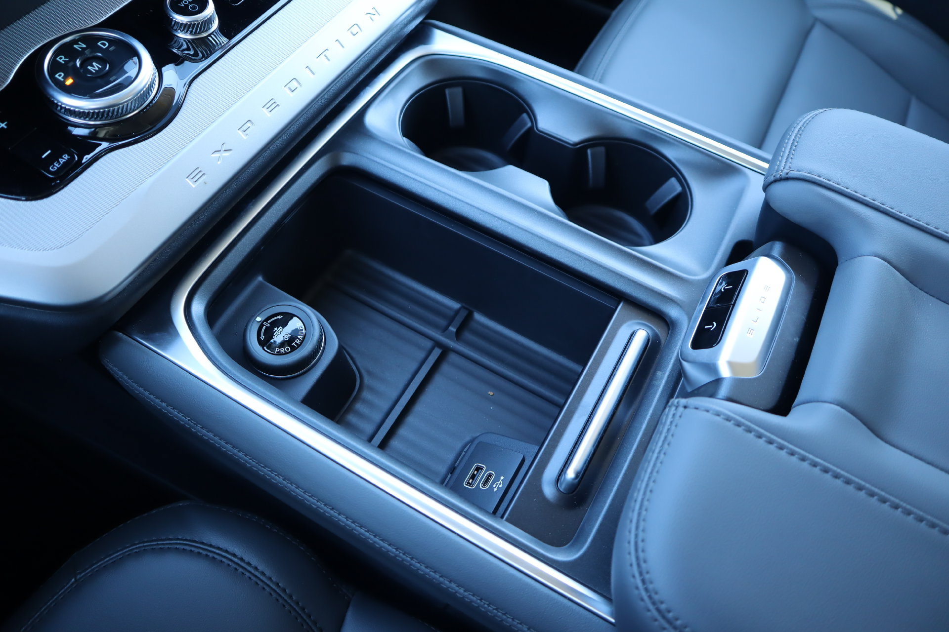 New 2026 Ford Expedition Active AWD/4WD image 10