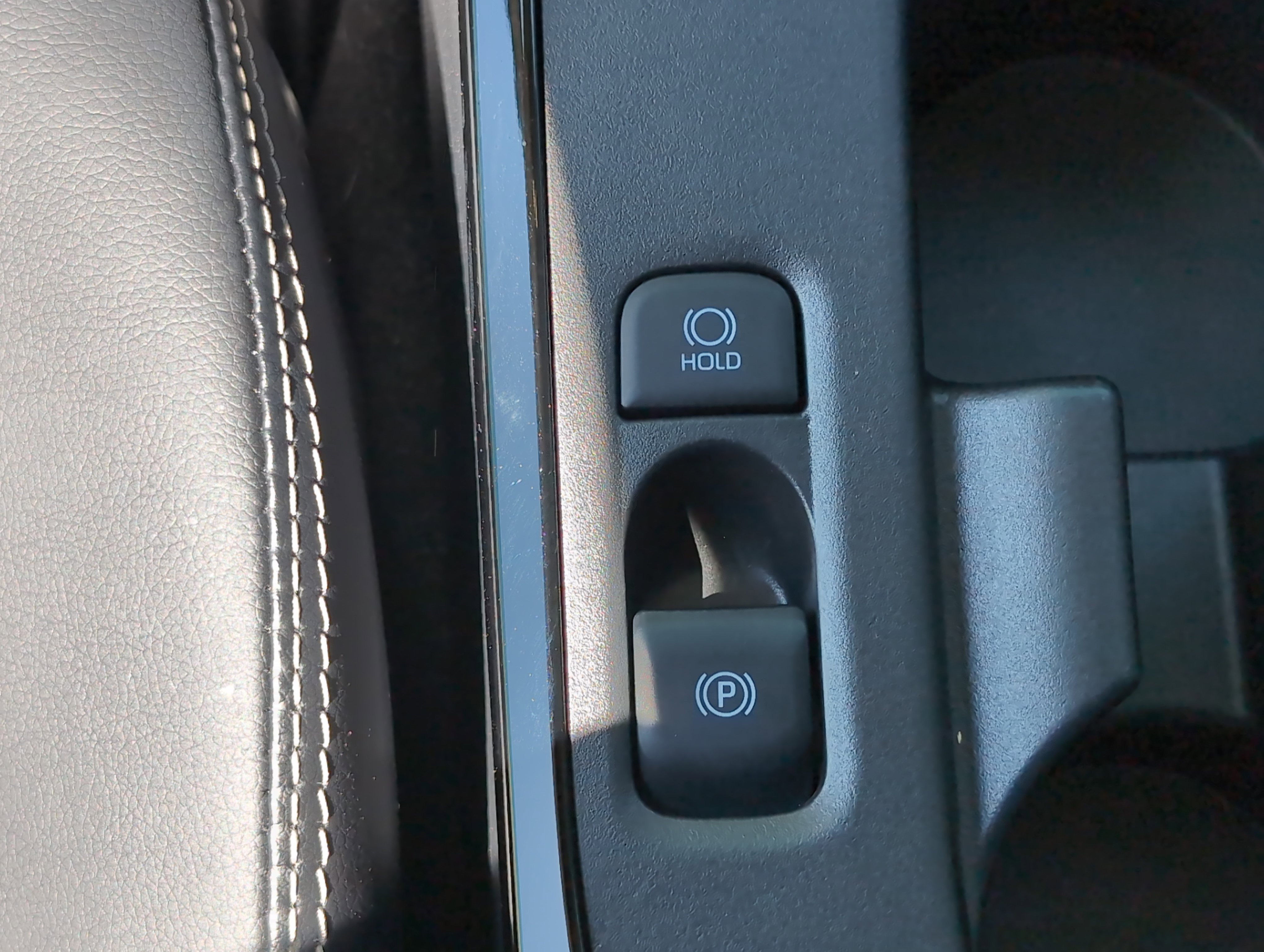 Certified 2024 Toyota Corolla XLE FWD image 39
