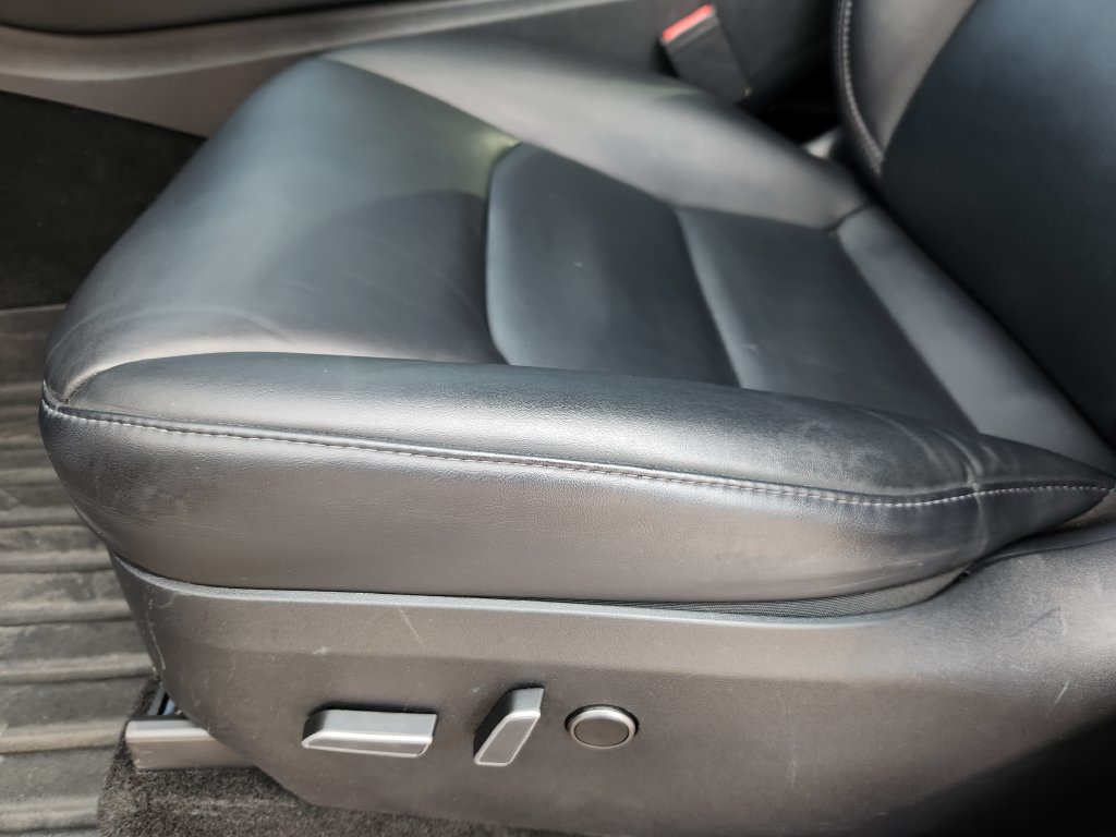 Used 2023 Tesla Model Y Long Range AWD/4WD image 13