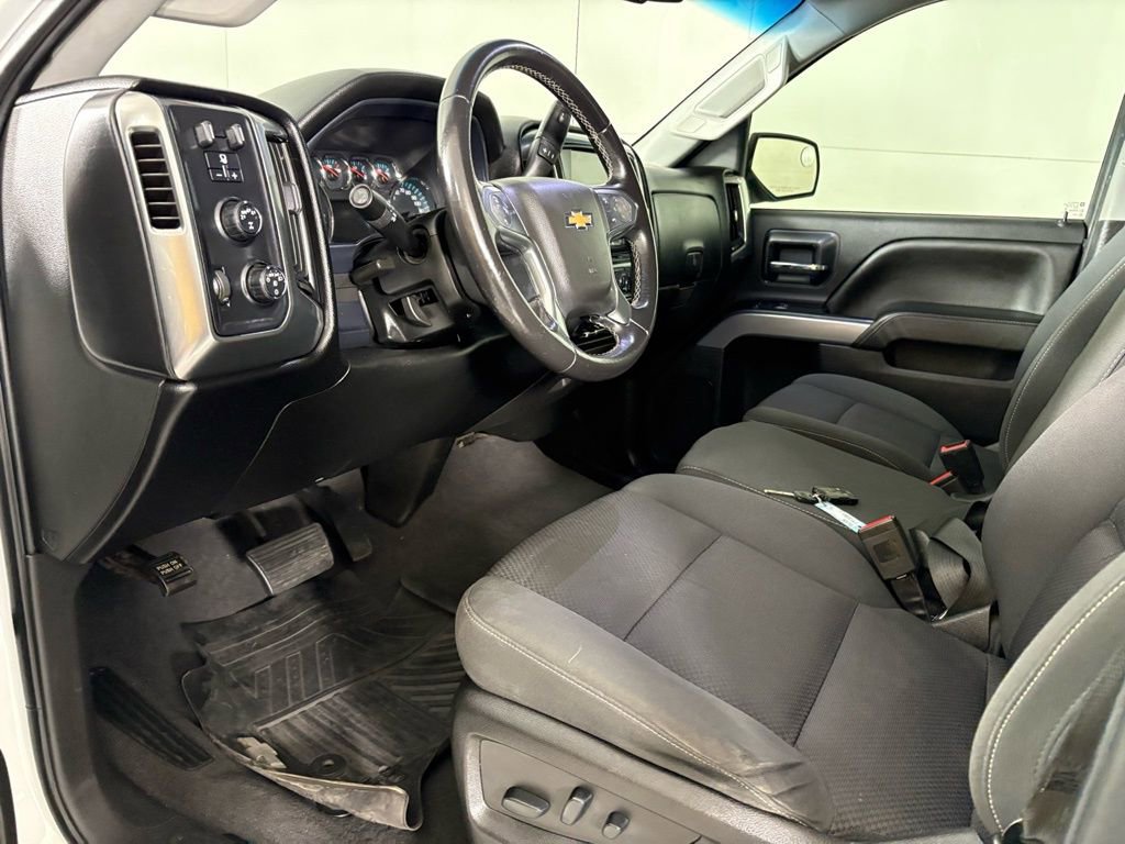 Used 2018 Chevrolet Silverado 1500 LT w/ All Star Edition image 22