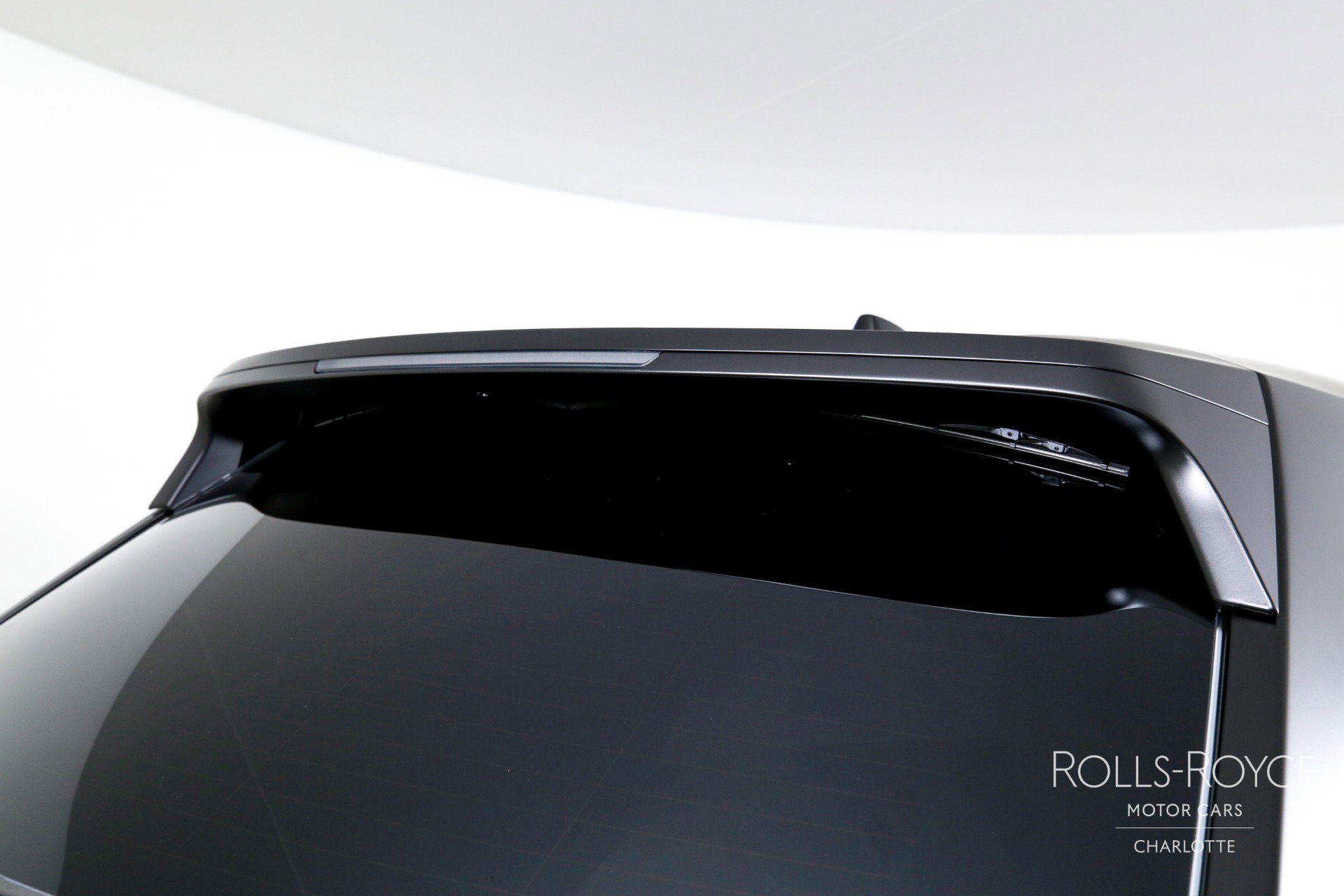 Certified 2025 Rolls-Royce Cullinan Black Badge image 40