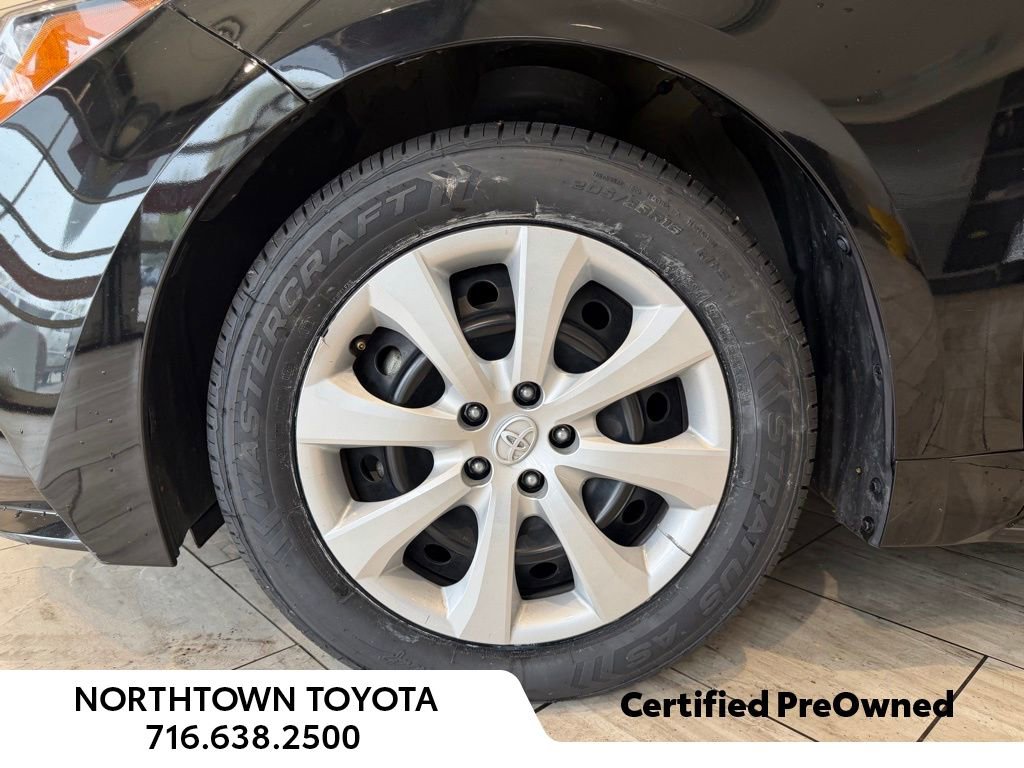 Used 2024 Toyota Corolla LE FWD image 11