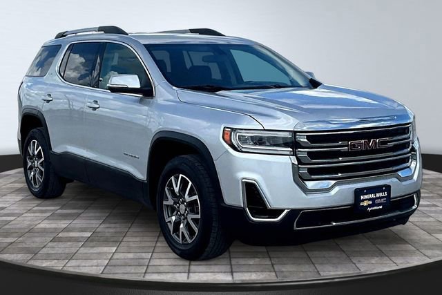 Used 2020 GMC Acadia SLE w/ Driver Convenience Package FWD image 4