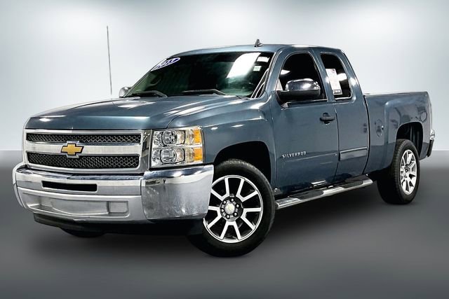 Used 2013 Chevrolet Silverado 1500 LT w/ All-Star Edition RWD image 2
