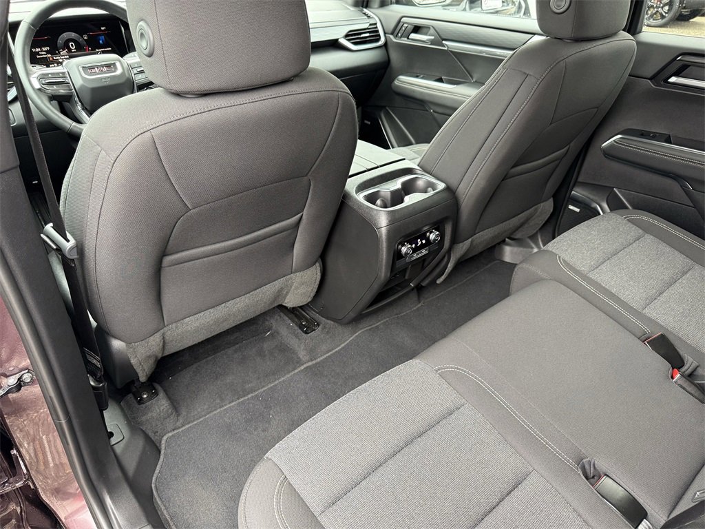 Used 2025 GMC Acadia Elevation image 33