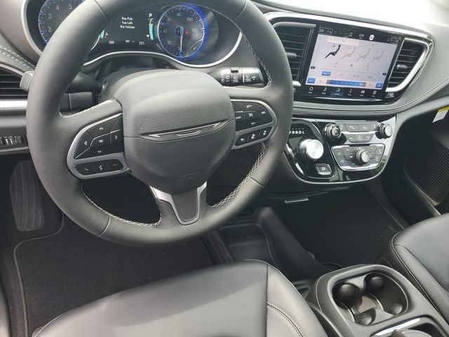 New 2027 Chrysler Pacifica Select AWD/4WD image 19