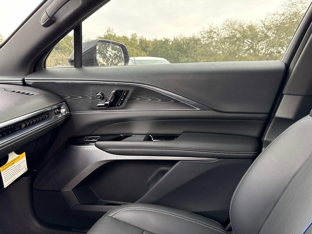 Certified 2024 Cadillac Lyriq Sport image 22